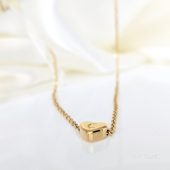 NEW Gold Candy Heart Shape Pendant With Letter C Engraving Necklace - Picture 5 of 8